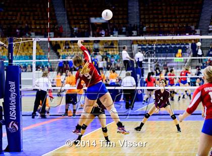 Thumbnail 3 in Idalia vs. Springfield (CHSAA 1A Playoff) photogallery.