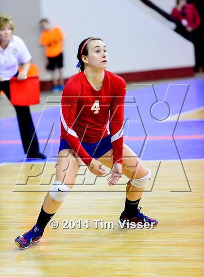 Thumbnail 2 in Idalia vs. Springfield (CHSAA 1A Playoff) photogallery.