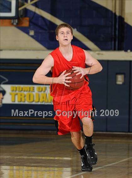 Thumbnail 3 in Jesuit vs. Oak Ridge (Trojan Toss-Up) photogallery.