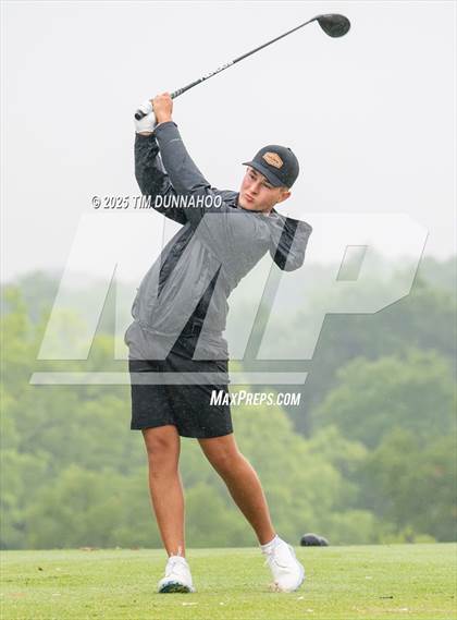 Thumbnail 1 in UIL 3A Boys Golf Finals (Round 1) photogallery.