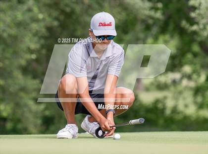 Thumbnail 2 in UIL 3A Boys Golf Finals (Round 1) photogallery.