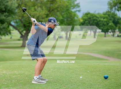Thumbnail 1 in UIL 3A Boys Golf Finals (Round 1) photogallery.
