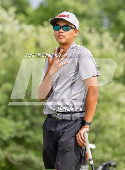 Thumbnail 1 in UIL 3A Boys Golf Finals (Round 1) photogallery.