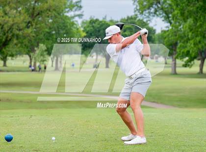 Thumbnail 3 in UIL 3A Boys Golf Finals (Round 1) photogallery.