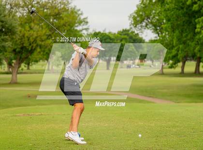 Thumbnail 3 in UIL 3A Boys Golf Finals (Round 1) photogallery.
