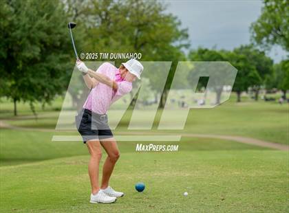 Thumbnail 1 in UIL 3A Boys Golf Finals (Round 1) photogallery.