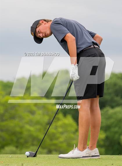 Thumbnail 3 in UIL 3A Boys Golf Finals (Round 1) photogallery.