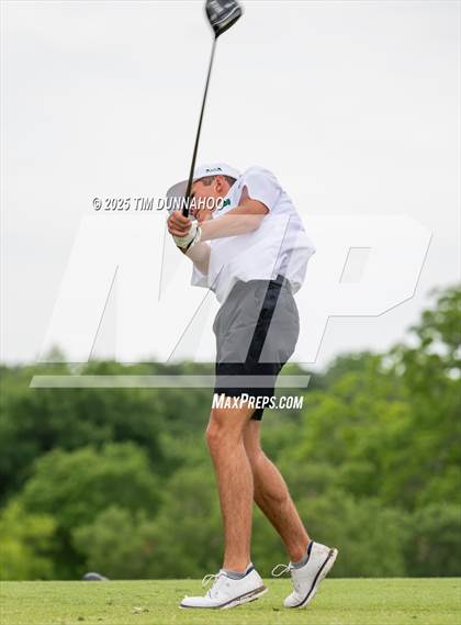 Thumbnail 3 in UIL 3A Boys Golf Finals (Round 1) photogallery.