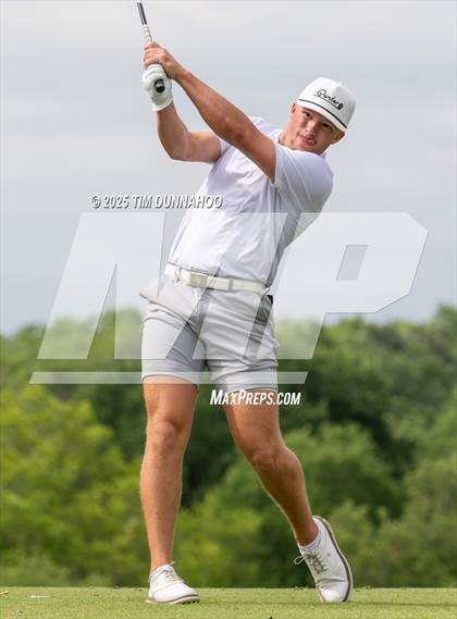 Thumbnail 1 in UIL 3A Boys Golf Finals (Round 1) photogallery.