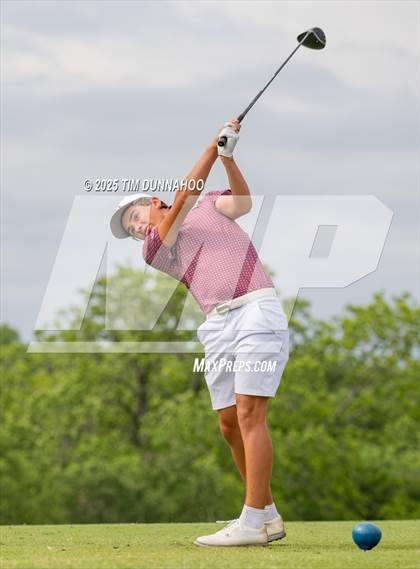 Thumbnail 2 in UIL 3A Boys Golf Finals (Round 1) photogallery.