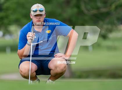 Thumbnail 1 in UIL 3A Boys Golf Finals (Round 1) photogallery.
