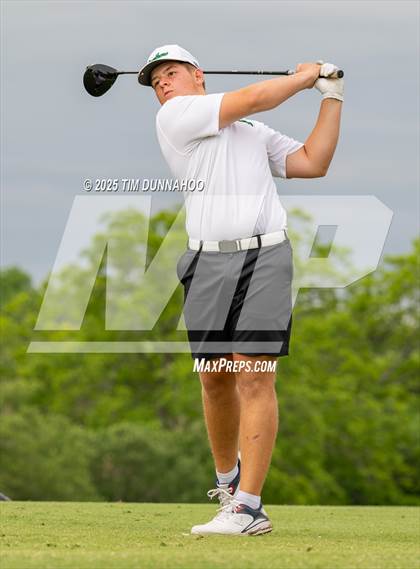 Thumbnail 3 in UIL 3A Boys Golf Finals (Round 1) photogallery.