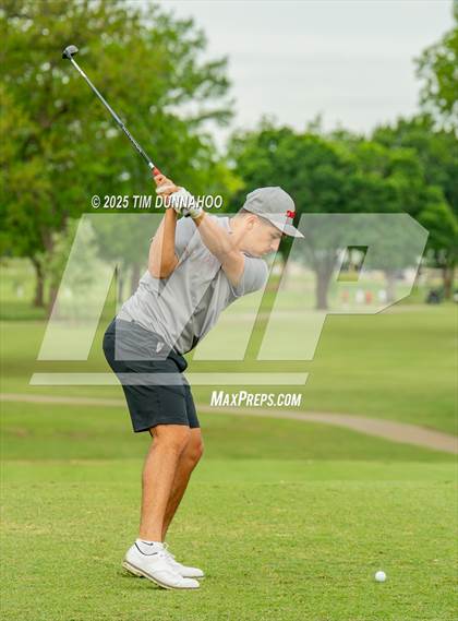 Thumbnail 2 in UIL 3A Boys Golf Finals (Round 1) photogallery.
