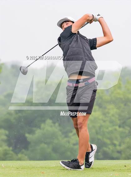 Thumbnail 1 in UIL 3A Boys Golf Finals (Round 1) photogallery.
