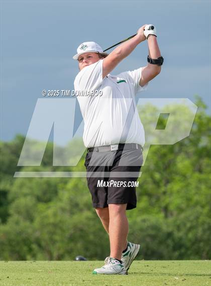 Thumbnail 3 in UIL 3A Boys Golf Finals (Round 1) photogallery.