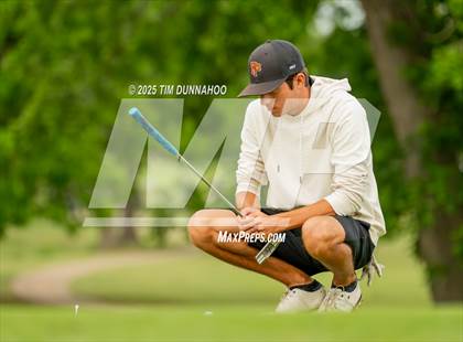 Thumbnail 1 in UIL 3A Boys Golf Finals (Round 1) photogallery.