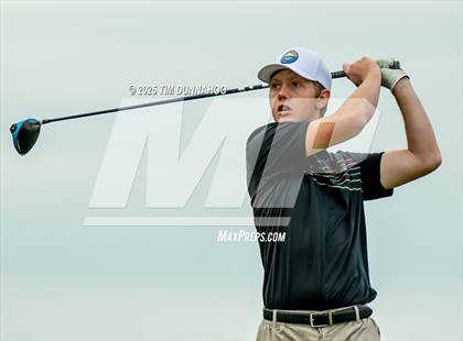 Thumbnail 1 in UIL 3A Boys Golf Finals (Round 1) photogallery.