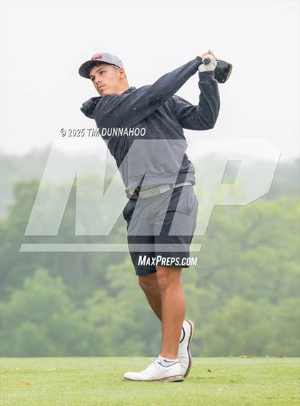 Thumbnail 2 in UIL 3A Boys Golf Finals (Round 1) photogallery.