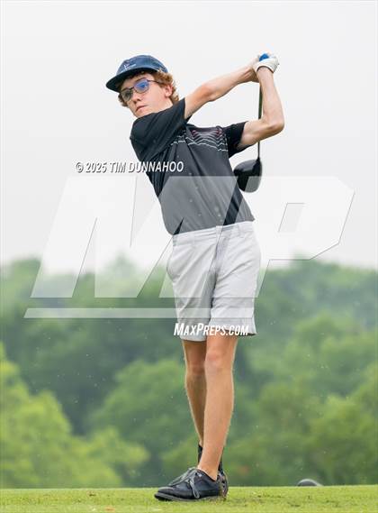 Thumbnail 1 in UIL 3A Boys Golf Finals (Round 1) photogallery.