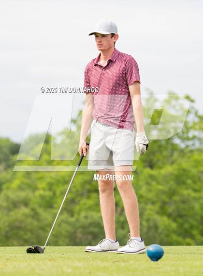 Thumbnail 1 in UIL 3A Boys Golf Finals (Round 1) photogallery.