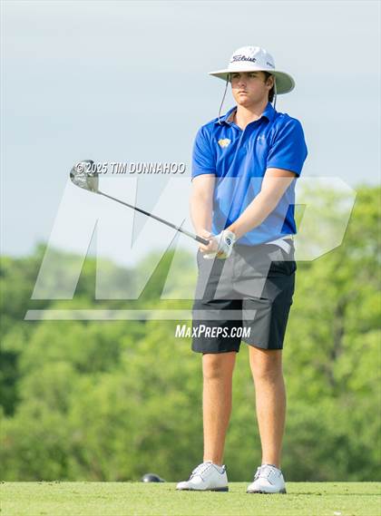 Thumbnail 3 in UIL 3A Boys Golf Finals (Round 1) photogallery.
