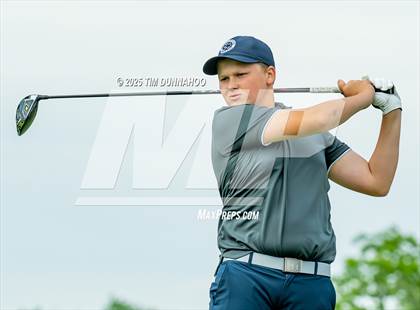 Thumbnail 1 in UIL 3A Boys Golf Finals (Round 1) photogallery.