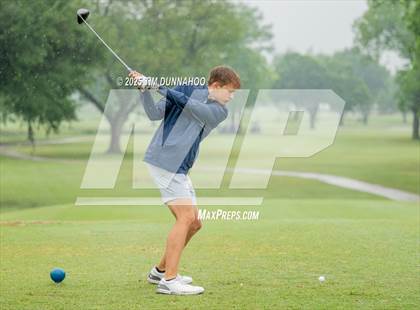 Thumbnail 1 in UIL 3A Boys Golf Finals (Round 1) photogallery.