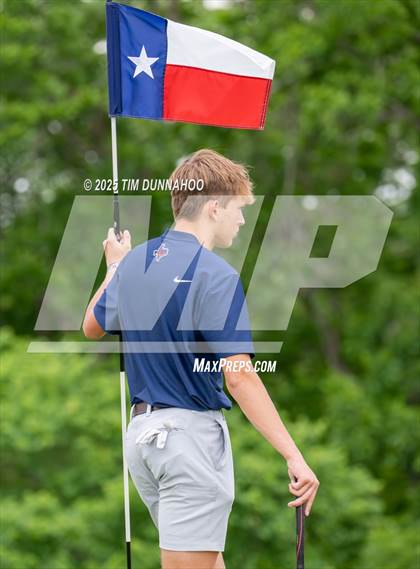 Thumbnail 2 in UIL 3A Boys Golf Finals (Round 1) photogallery.