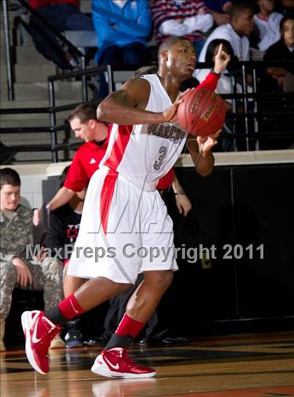 Thumbnail 3 in Findlay Prep vs. Flower Mound Marcus photogallery.