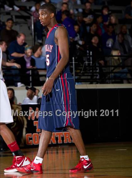 Thumbnail 3 in Findlay Prep vs. Flower Mound Marcus photogallery.