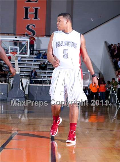 Thumbnail 1 in Findlay Prep vs. Flower Mound Marcus photogallery.