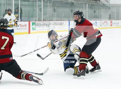 Thumbnail 1 in Saint Ignatius College Prep vs. Saint Ignatius (Jesuit Cup) photogallery.