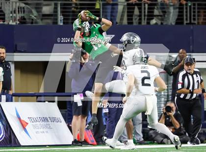 Thumbnail 3 in Southlake Carroll vs. Vandegrift (UIL 6A Division II Final) photogallery.