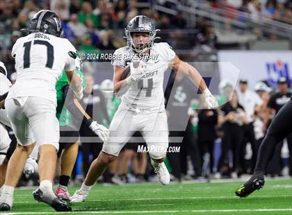 Thumbnail 2 in Southlake Carroll vs. Vandegrift (UIL 6A Division II Final) photogallery.