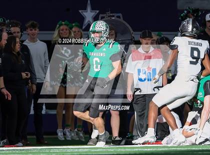 Thumbnail 2 in Southlake Carroll vs. Vandegrift (UIL 6A Division II Final) photogallery.