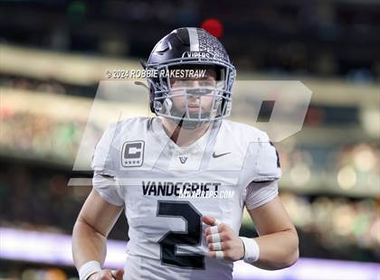 Thumbnail 1 in Southlake Carroll vs. Vandegrift (UIL 6A Division II Final) photogallery.