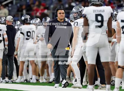 Thumbnail 2 in Southlake Carroll vs. Vandegrift (UIL 6A Division II Final) photogallery.