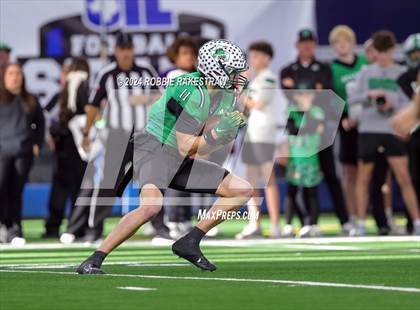 Thumbnail 2 in Southlake Carroll vs. Vandegrift (UIL 6A Division II Final) photogallery.