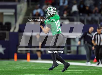 Thumbnail 1 in Southlake Carroll vs. Vandegrift (UIL 6A Division II Final) photogallery.