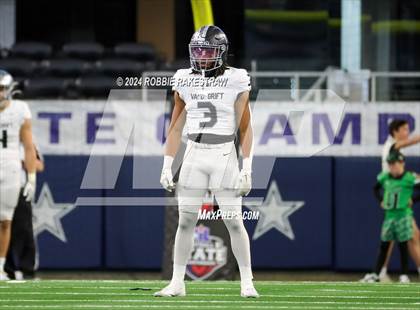 Thumbnail 1 in Southlake Carroll vs. Vandegrift (UIL 6A Division II Final) photogallery.