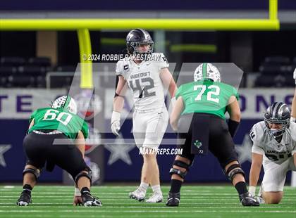 Thumbnail 3 in Southlake Carroll vs. Vandegrift (UIL 6A Division II Final) photogallery.