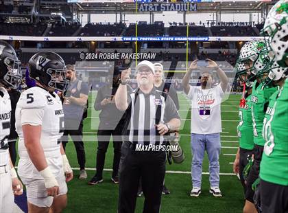 Thumbnail 2 in Southlake Carroll vs. Vandegrift (UIL 6A Division II Final) photogallery.
