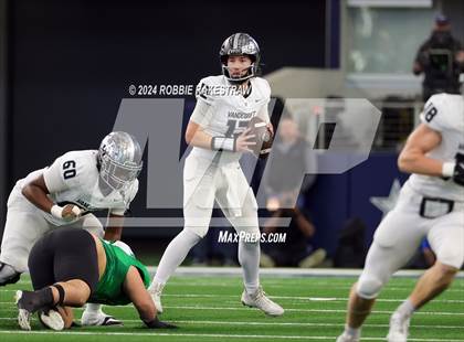 Thumbnail 1 in Southlake Carroll vs. Vandegrift (UIL 6A Division II Final) photogallery.