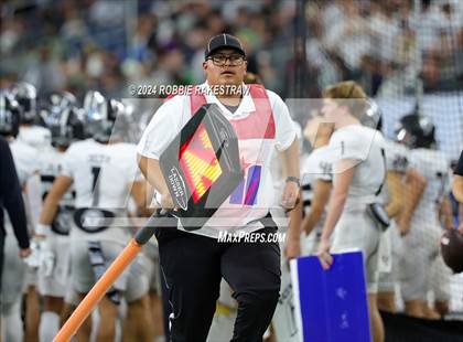 Thumbnail 3 in Southlake Carroll vs. Vandegrift (UIL 6A Division II Final) photogallery.
