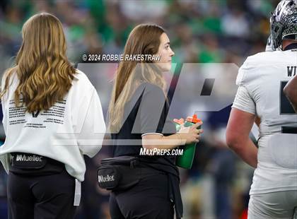 Thumbnail 3 in Southlake Carroll vs. Vandegrift (UIL 6A Division II Final) photogallery.