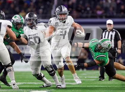Thumbnail 2 in Southlake Carroll vs. Vandegrift (UIL 6A Division II Final) photogallery.