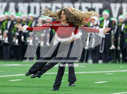 Thumbnail 2 in Southlake Carroll vs. Vandegrift (UIL 6A Division II Final) photogallery.