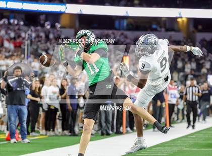 Thumbnail 2 in Southlake Carroll vs. Vandegrift (UIL 6A Division II Final) photogallery.