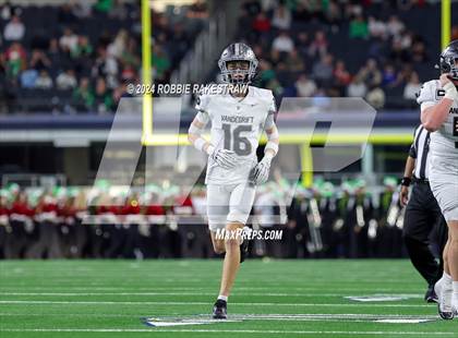 Thumbnail 2 in Southlake Carroll vs. Vandegrift (UIL 6A Division II Final) photogallery.