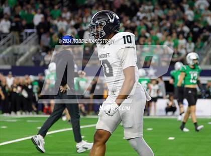 Thumbnail 3 in Southlake Carroll vs. Vandegrift (UIL 6A Division II Final) photogallery.